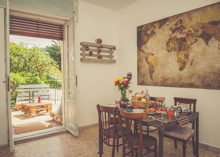 Nomad B&B